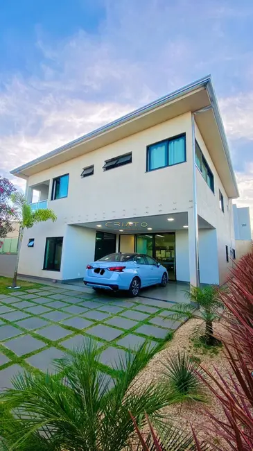 Foto 1 de Sobrado com 4 quartos à venda, 329m2 em Maracanã, Anapolis - GO