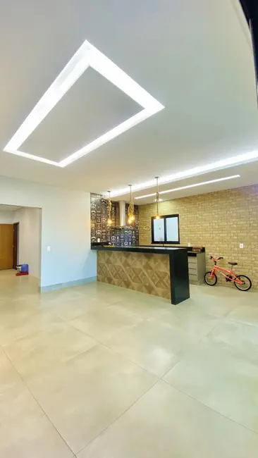 Foto 6 de Sobrado com 4 quartos à venda, 329m2 em Maracanã, Anapolis - GO