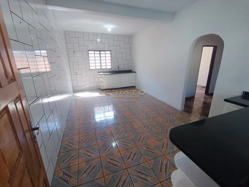 Foto 2 de Casa com 3 quartos à venda, 210m2 em Anapolis - GO