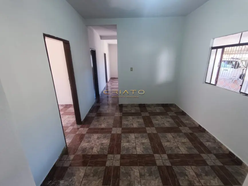 Foto 4 de Casa com 3 quartos à venda, 210m2 em Anapolis - GO