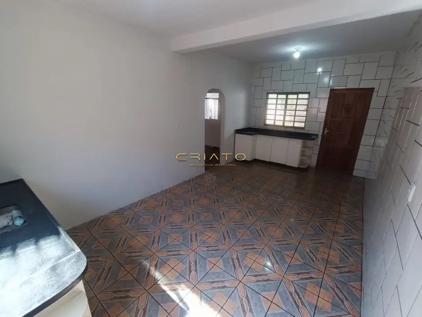 Foto 3 de Casa com 3 quartos à venda, 210m2 em Anapolis - GO