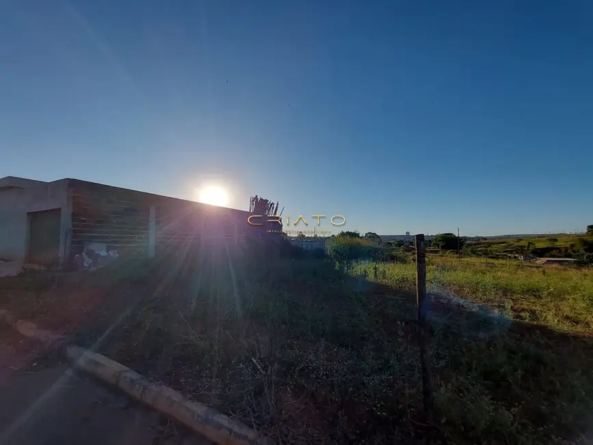 Terreno / Lote à venda, 420m2 em Privê Lírios do Campo, Anapolis - GO - imagem 3 Foto 3 de Terreno / Lote à venda, 420m2 em Privê Lírios do Campo, Anapolis - GO