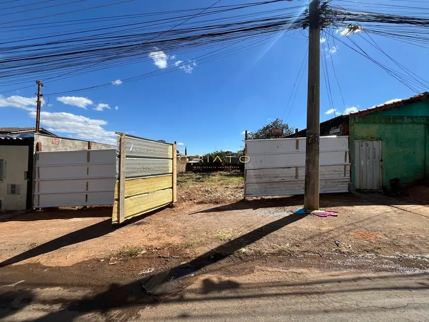 Foto 1 de Terreno / Lote à venda, 360m2 em Vila São Joaquim, Anapolis - GO
