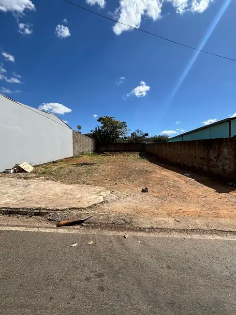 Foto 4 de Terreno / Lote à venda, 360m2 em Paraíso, Anapolis - GO