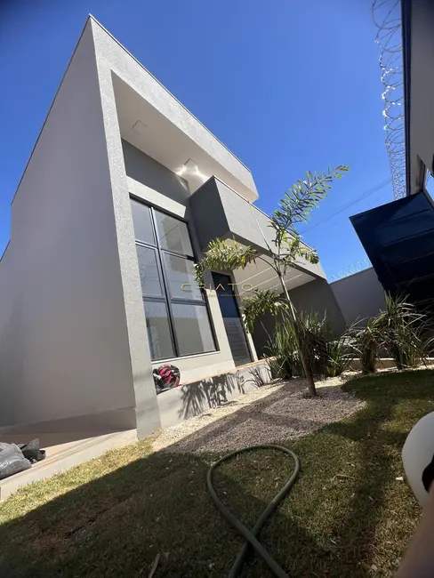 Foto 3 de Casa com 3 quartos à venda, 170m2 em Jibran El Hadj, Anapolis - GO