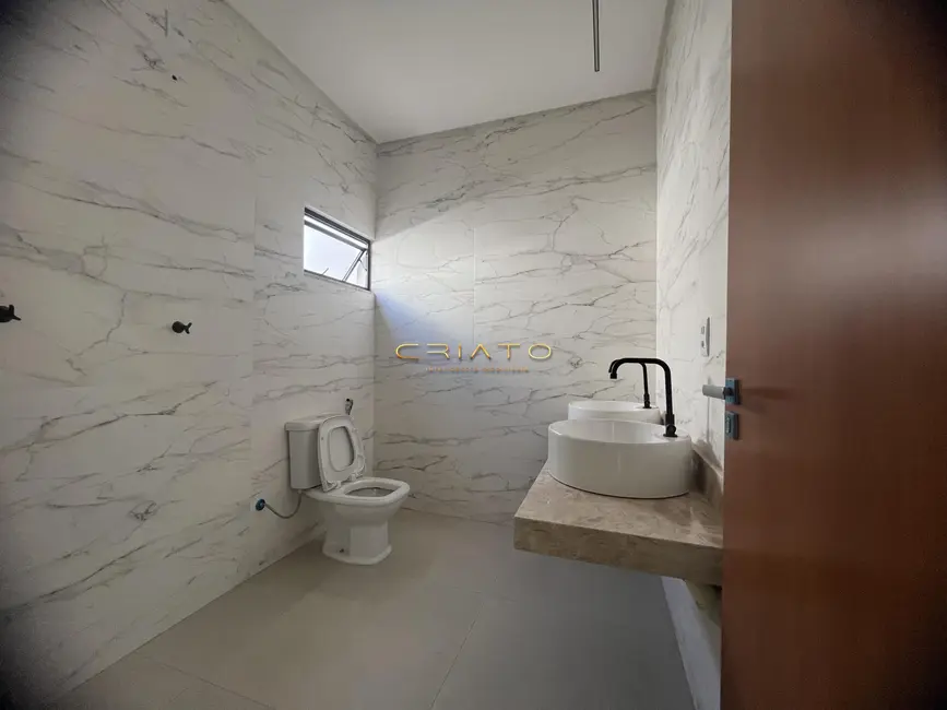 Foto 3 de Casa com 3 quartos à venda, 170m2 em Jibran El Hadj, Anapolis - GO