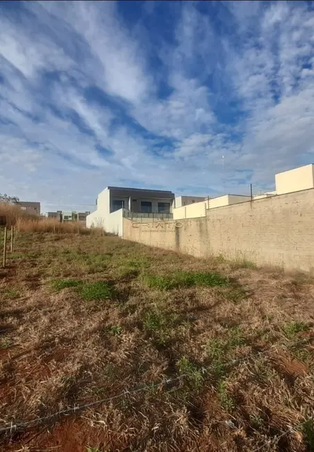 Foto 1 de Terreno / Lote à venda, 360m2 em Residencial Jardins do Lago, Anapolis - GO