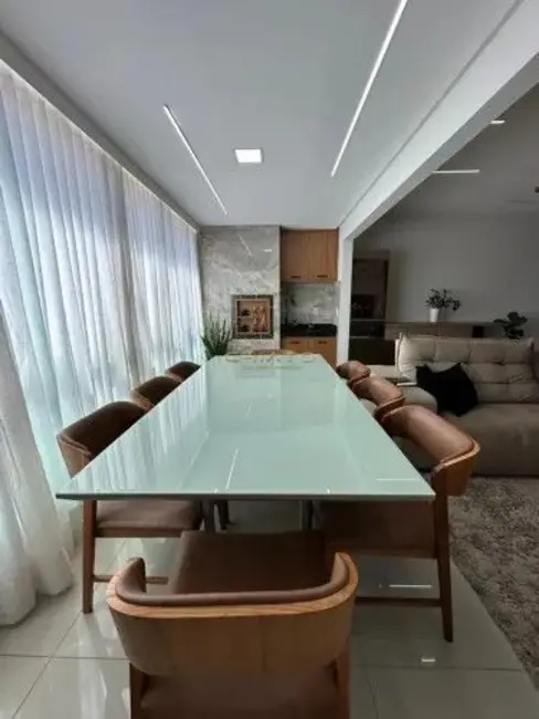 Foto 1 de Apartamento com 3 quartos à venda, 99m2 em Jundiaí, Anapolis - GO