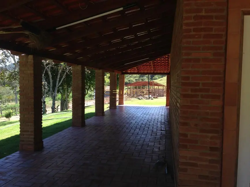 Foto 4 de Chácara com 3 quartos à venda, 200m2 em Pirenopolis - GO