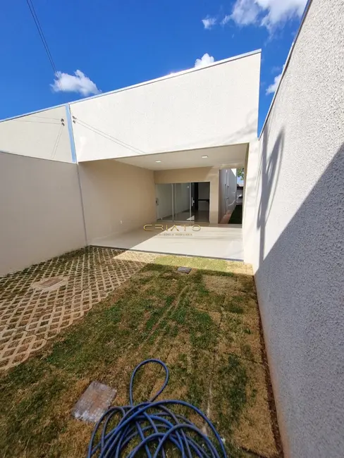 Foto 1 de Casa com 3 quartos à venda, 100m2 em Santos Dumont, Anapolis - GO
