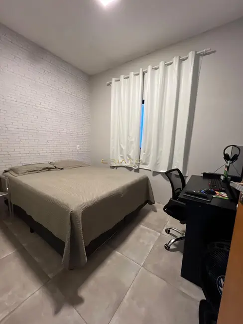 Casa com 3 quartos à venda, 167m2 em Anapolis - GO - imagem 3 Foto 3 de Casa com 3 quartos à venda, 167m2 em Anapolis - GO