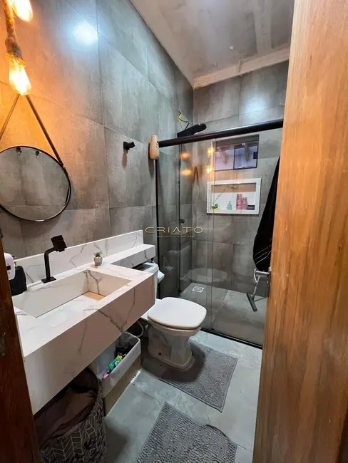 Casa com 3 quartos à venda, 167m2 em Anapolis - GO - imagem 4 Foto 4 de Casa com 3 quartos à venda, 167m2 em Anapolis - GO