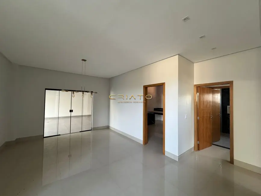 Sobrado com 4 quartos à venda, 414m2 em Anápolis City, Anapolis - GO - imagem 7 Foto 7 de Sobrado com 4 quartos à venda, 414m2 em Anápolis City, Anapolis - GO
