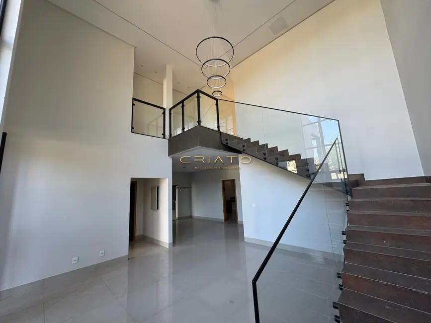 Sobrado com 4 quartos à venda, 414m2 em Anápolis City, Anapolis - GO - imagem 2 Foto 2 de Sobrado com 4 quartos à venda, 414m2 em Anápolis City, Anapolis - GO