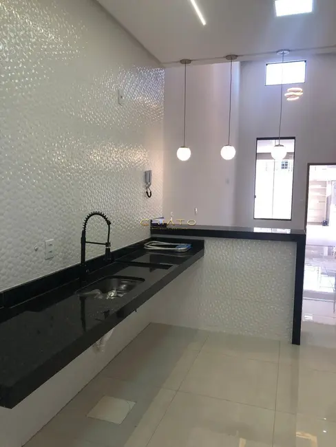 Casa com 3 quartos à venda, 105m2 em Anapolis - GO - imagem 8 Foto 8 de Casa com 3 quartos à venda, 105m2 em Anapolis - GO