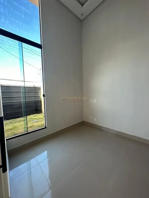 Foto 1 de Casa com 3 quartos à venda, 105m2 em Anapolis - GO