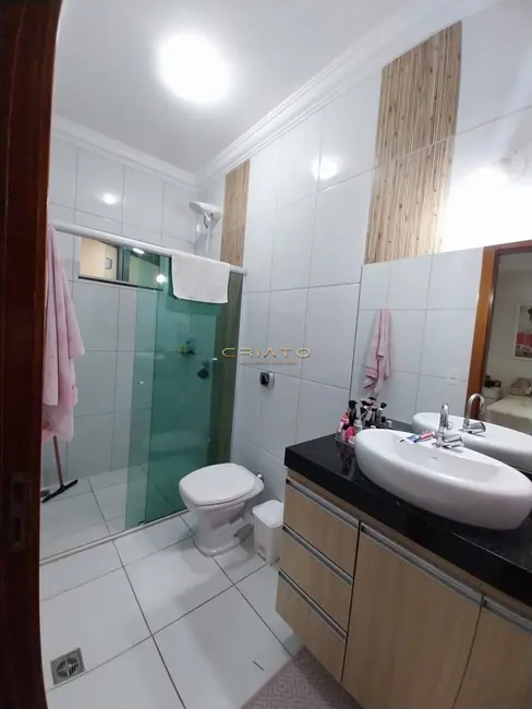 Casa com 3 quartos à venda, 220m2 em Parque Brasília 2ª Etapa, Anapolis - GO - imagem 9 Foto 9 de Casa com 3 quartos à venda, 220m2 em Parque Brasília 2ª Etapa, Anapolis - GO