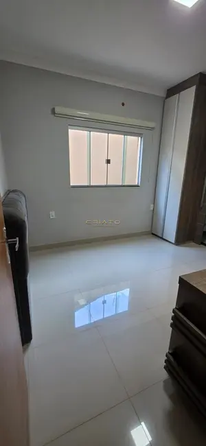 Casa com 3 quartos à venda, 180m2 em Parque Brasília 2ª Etapa, Anapolis - GO - imagem 4 Foto 4 de Casa com 3 quartos à venda, 180m2 em Parque Brasília 2ª Etapa, Anapolis - GO
