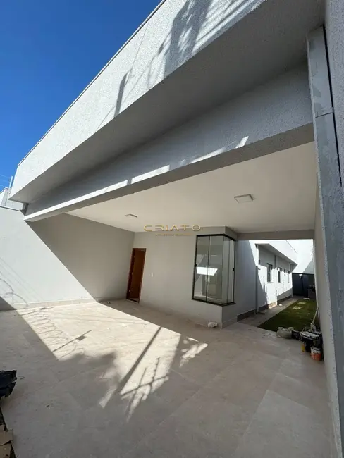 Foto 1 de Casa com 3 quartos à venda, 125m2 em Vila Miguel Jorge, Anapolis - GO