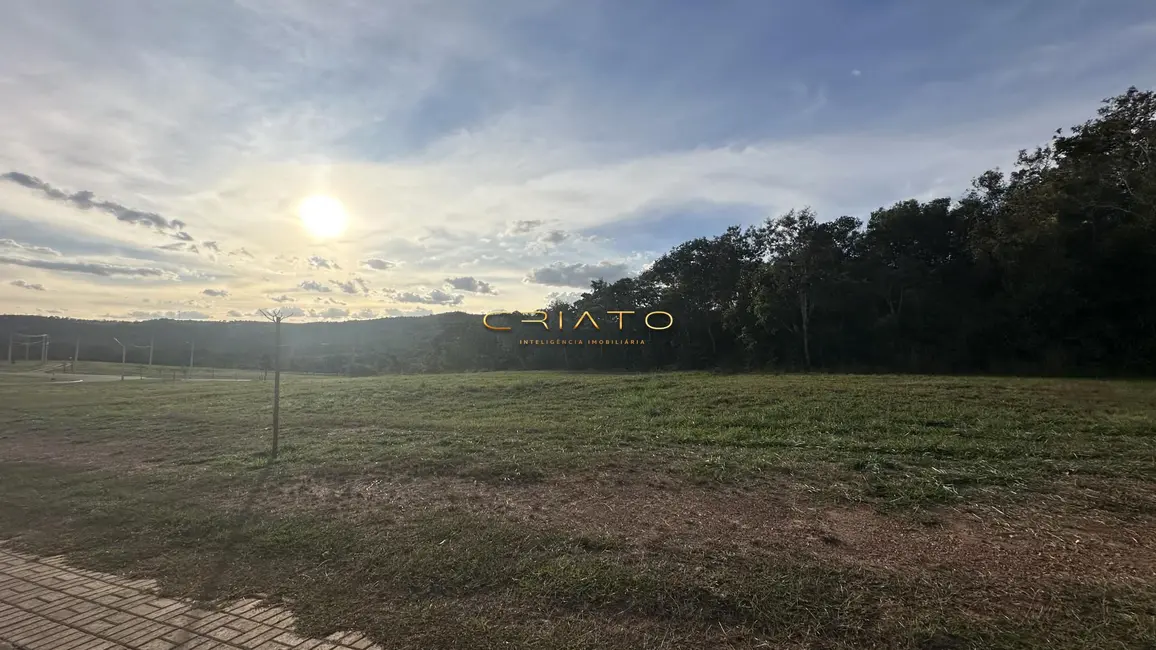 Foto 1 de Terreno / Lote à venda, 823m2 em Abadiania - GO