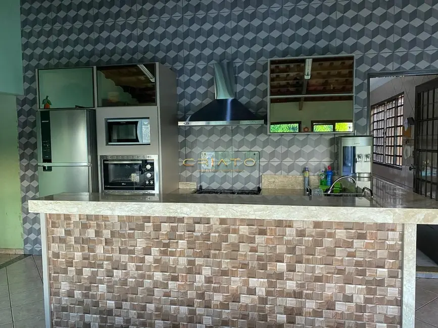 Foto 6 de Sobrado com 3 quartos à venda, 287m2 em Jardim Alexandrina, Anapolis - GO