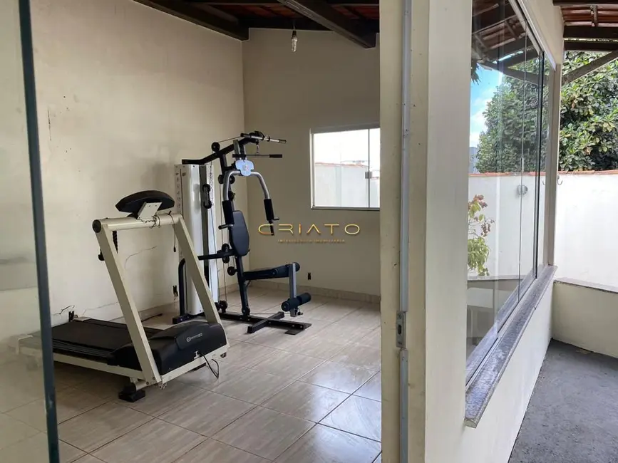 Foto 5 de Sobrado com 3 quartos à venda, 287m2 em Jardim Alexandrina, Anapolis - GO