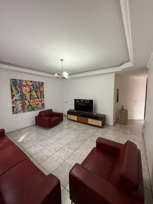 Casa com 4 quartos à venda, 320m2 em Anápolis City, Anapolis - GO - imagem 4 Foto 4 de Casa com 4 quartos à venda, 320m2 em Anápolis City, Anapolis - GO