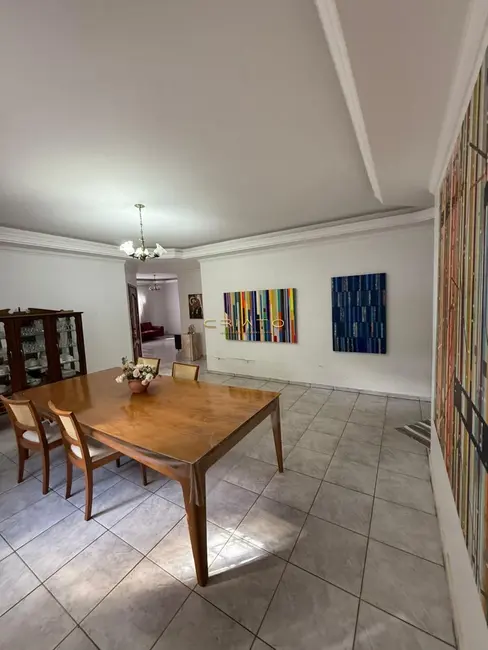 Casa com 4 quartos à venda, 320m2 em Anápolis City, Anapolis - GO - imagem 7 Foto 7 de Casa com 4 quartos à venda, 320m2 em Anápolis City, Anapolis - GO