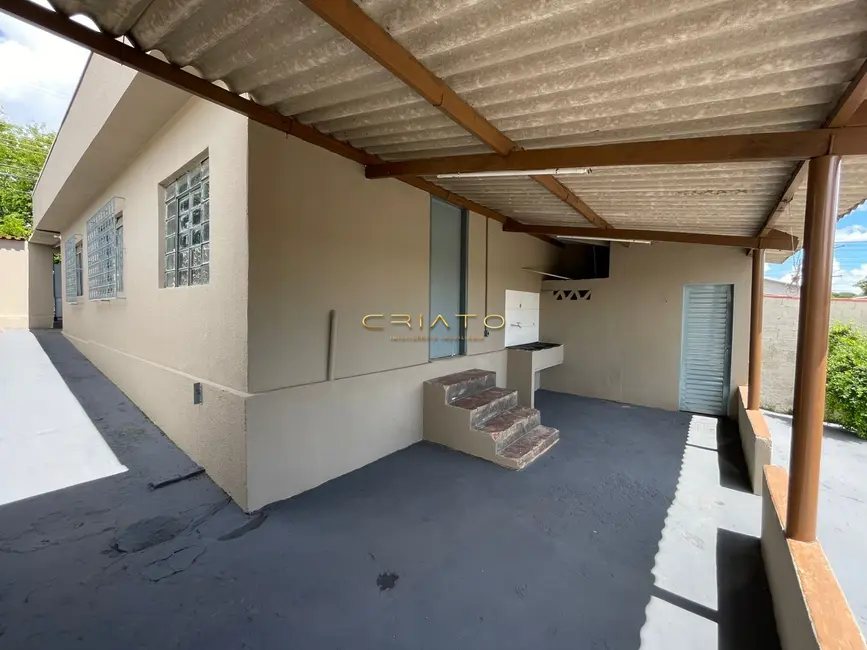 Foto 8 de Casa com 3 quartos à venda, 190m2 em Vila Goiás, Anapolis - GO