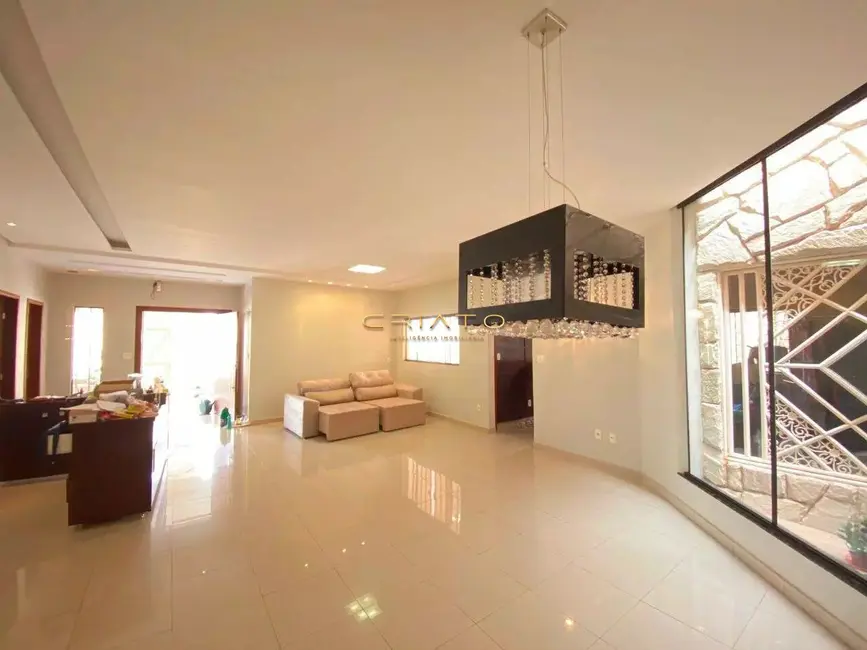 Foto 1 de Casa com 4 quartos à venda, 429m2 em Parque Brasília 2ª Etapa, Anapolis - GO