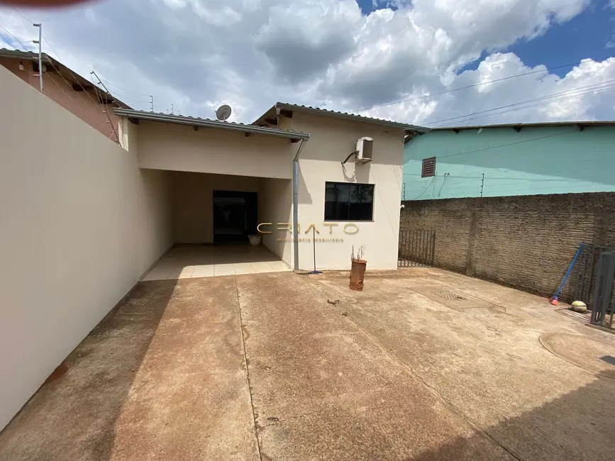 Casa com 3 quartos à venda, 200m2 em Residencial São Vicente, Anapolis - GO - imagem 4 Foto 4 de Casa com 3 quartos à venda, 200m2 em Residencial São Vicente, Anapolis - GO