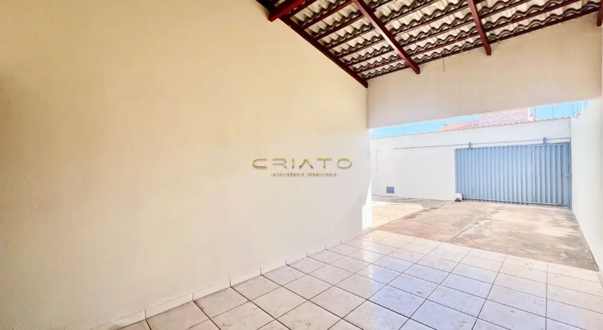 Casa com 3 quartos à venda, 200m2 em Residencial São Vicente, Anapolis - GO - imagem 1 Foto 1 de Casa com 3 quartos à venda, 200m2 em Residencial São Vicente, Anapolis - GO