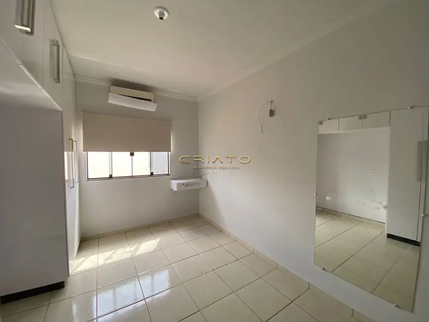 Casa com 3 quartos à venda, 200m2 em Residencial São Vicente, Anapolis - GO - imagem 9 Foto 9 de Casa com 3 quartos à venda, 200m2 em Residencial São Vicente, Anapolis - GO