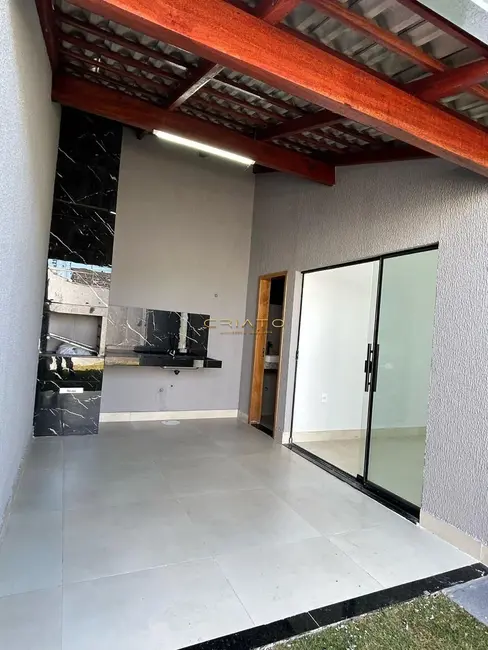 Foto 2 de Casa com 3 quartos à venda, 115m2 em Campos Elísios, Anapolis - GO