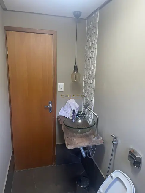 Casa com 5 quartos à venda, 110m2 em Anapolis - GO - imagem 7 Foto 7 de Casa com 5 quartos à venda, 110m2 em Anapolis - GO