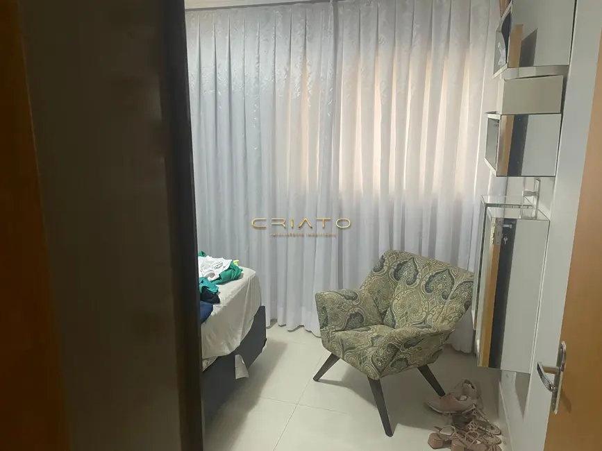 Casa com 5 quartos à venda, 110m2 em Anapolis - GO - imagem 8 Foto 8 de Casa com 5 quartos à venda, 110m2 em Anapolis - GO