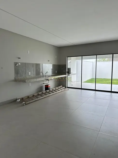 Casa com 3 quartos à venda, 160m2 em Jardim Progresso, Anapolis - GO - imagem 8 Foto 8 de Casa com 3 quartos à venda, 160m2 em Jardim Progresso, Anapolis - GO