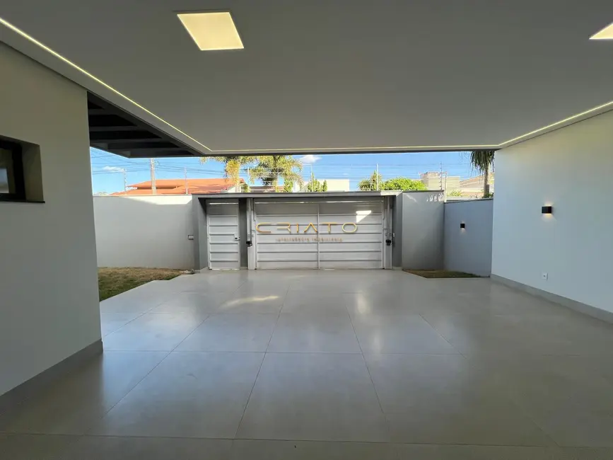 Foto 8 de Casa com 3 quartos à venda, 231m2 em Anápolis City, Anapolis - GO