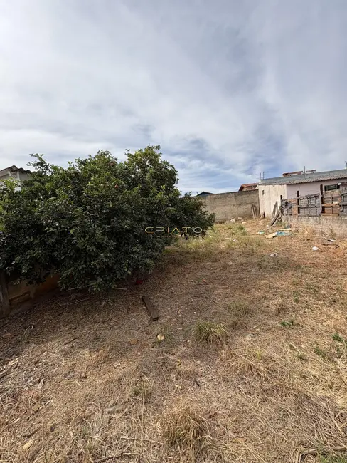 Foto 4 de Terreno / Lote à venda, 286m2 em Anapolis - GO