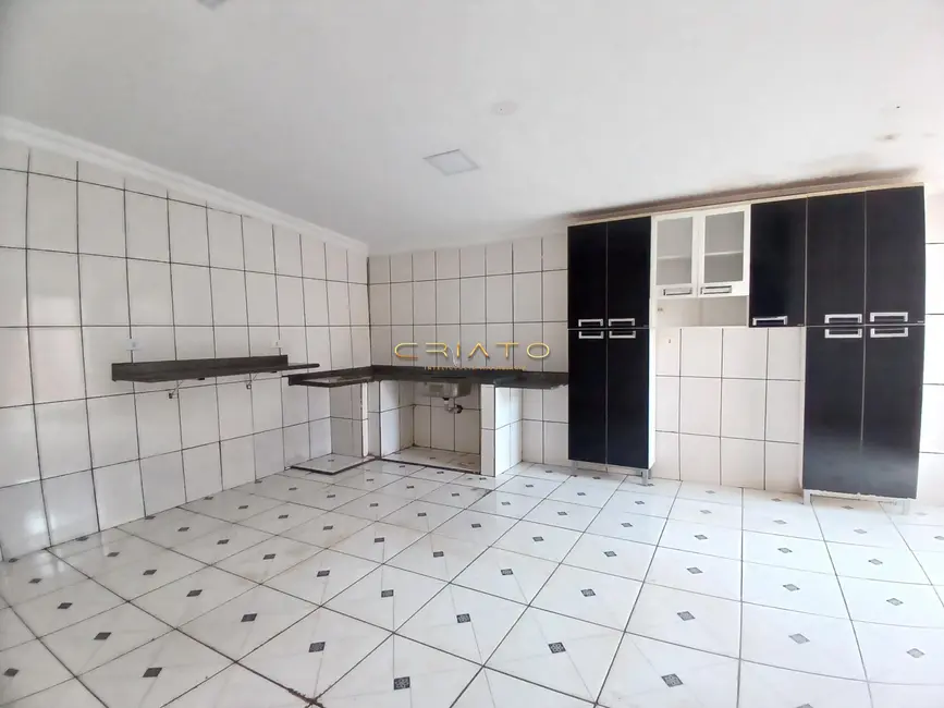 Casa com 3 quartos à venda, 287m2 em São Carlos, Anapolis - GO - imagem 3 Foto 3 de Casa com 3 quartos à venda, 287m2 em São Carlos, Anapolis - GO