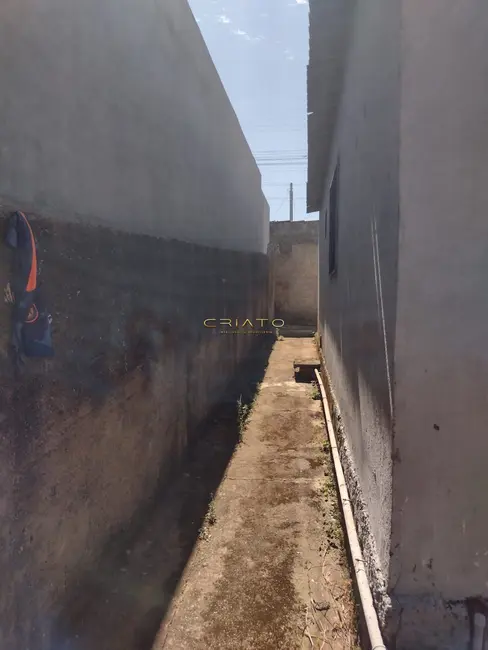 Casa com 2 quartos à venda, 110m2 em Vila Mariana, Anapolis - GO - imagem 8 Foto 8 de Casa com 2 quartos à venda, 110m2 em Vila Mariana, Anapolis - GO