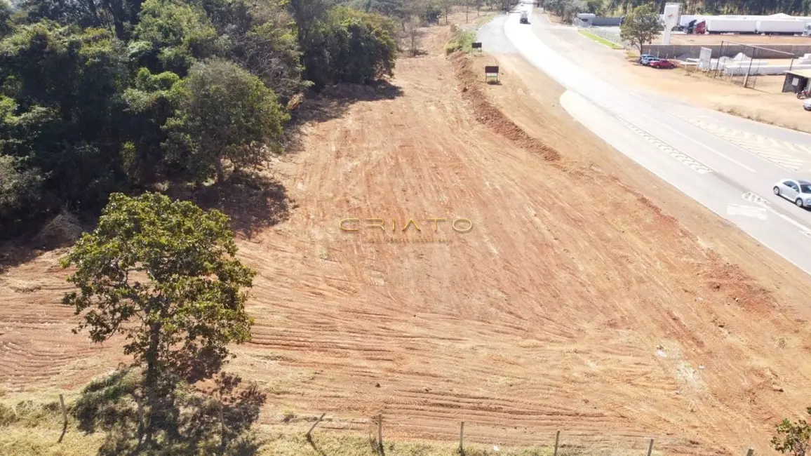 Foto 1 de Terreno / Lote à venda, 2000m2 em Goianapolis - GO
