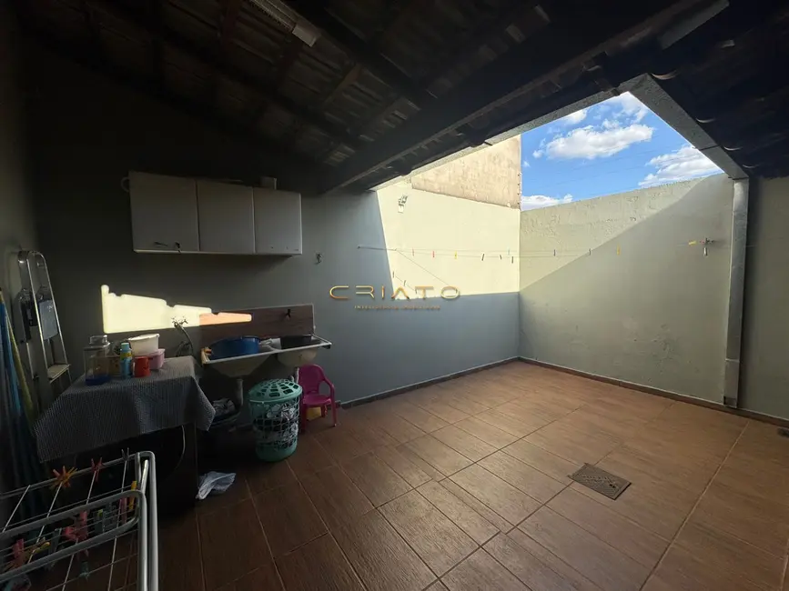 Foto 5 de Casa com 3 quartos à venda, 137m2 em Residencial Flamboyant, Anapolis - GO