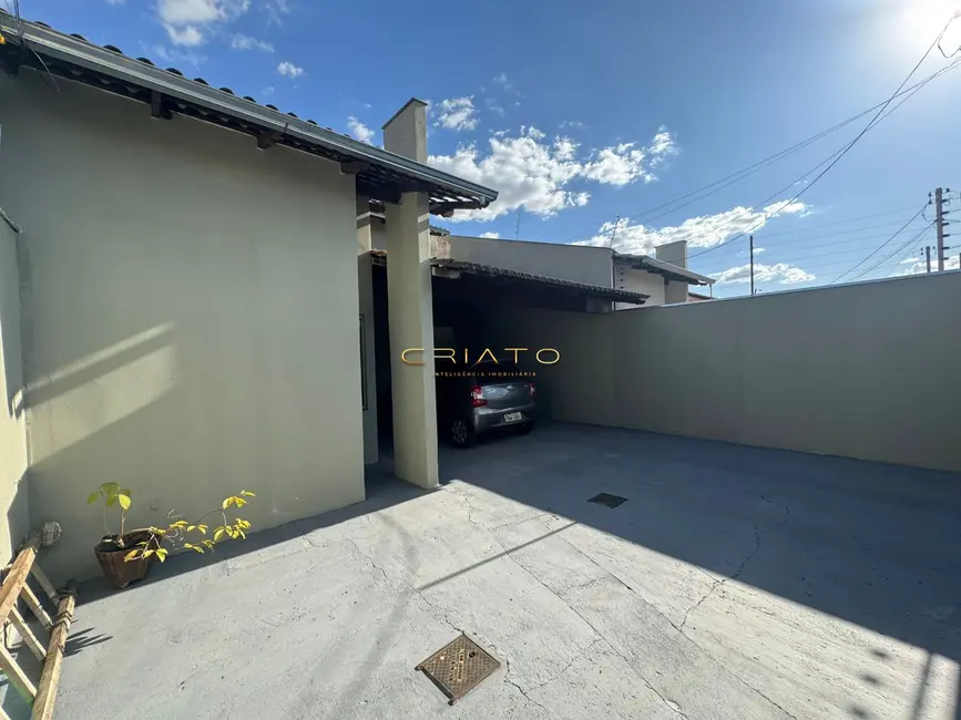 Foto 1 de Casa com 3 quartos à venda, 137m2 em Residencial Flamboyant, Anapolis - GO