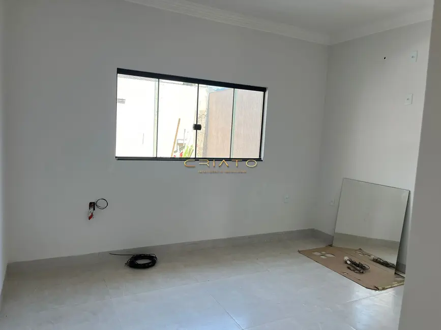 Casa com 3 quartos à venda, 170m2 em Jardim Ana Paula, Anapolis - GO - imagem 9 Foto 9 de Casa com 3 quartos à venda, 170m2 em Jardim Ana Paula, Anapolis - GO