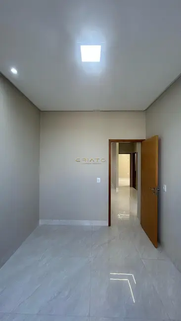 Casa com 3 quartos à venda, 130m2 em Anapolis - GO - imagem 8 Foto 8 de Casa com 3 quartos à venda, 130m2 em Anapolis - GO