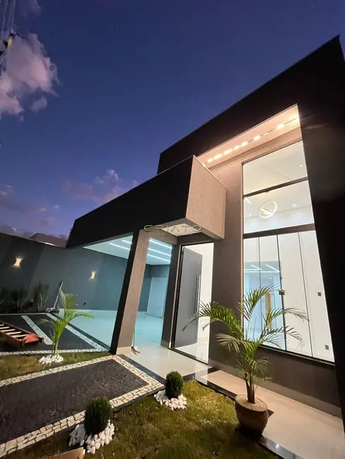 Casa com 3 quartos à venda, 130m2 em Loteamento Residencial Verona, Anapolis - GO - imagem 2 Foto 2 de Casa com 3 quartos à venda, 130m2 em Loteamento Residencial Verona, Anapolis - GO