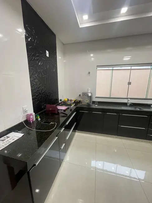 Casa com 3 quartos à venda, 200m2 em Parque Brasília 2ª Etapa, Anapolis - GO - imagem 7 Foto 7 de Casa com 3 quartos à venda, 200m2 em Parque Brasília 2ª Etapa, Anapolis - GO