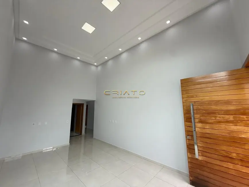 Foto 3 de Casa com 3 quartos à venda, 200m2 em Parque Brasília 2ª Etapa, Anapolis - GO