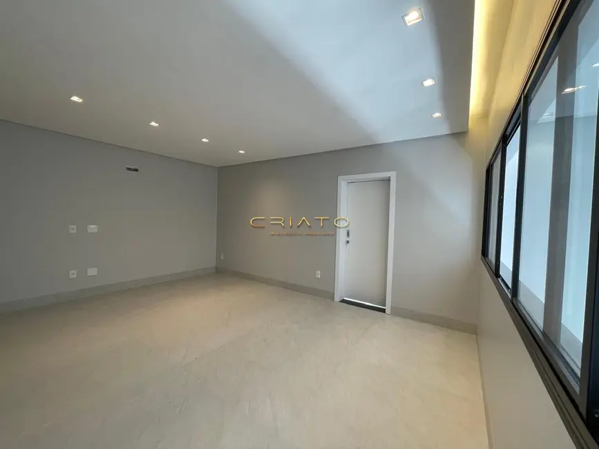 Casa com 4 quartos à venda, 250m2 em Anápolis City, Anapolis - GO - imagem 8 Foto 8 de Casa com 4 quartos à venda, 250m2 em Anápolis City, Anapolis - GO